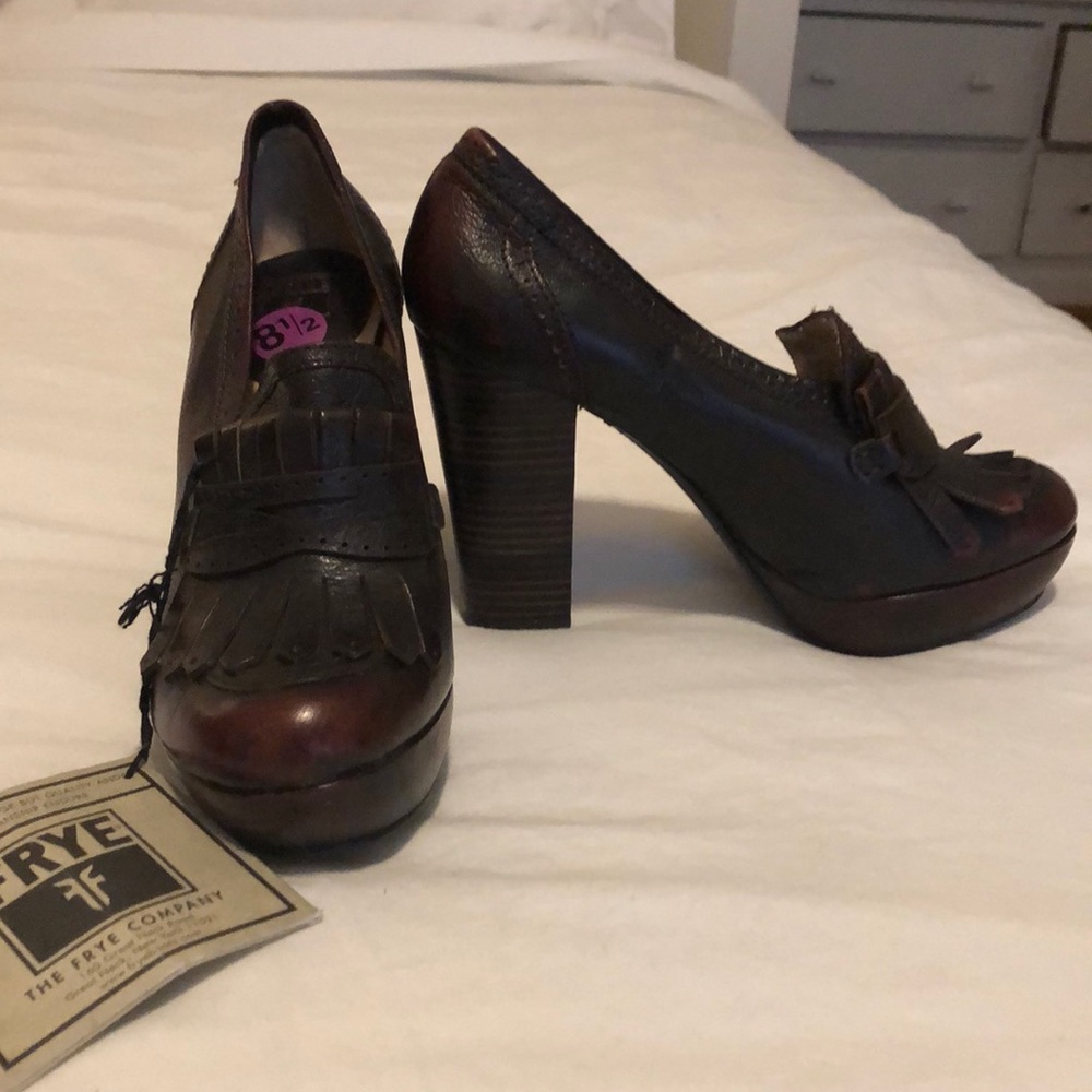 Frye Heeled Loafers | Brown Leather | Size 8.5